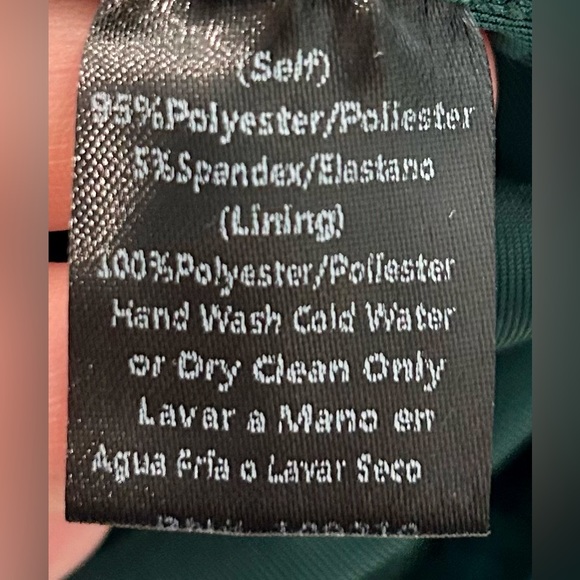 Windsor One Should Velvet Green Junior Dress - Picture 4 of 9